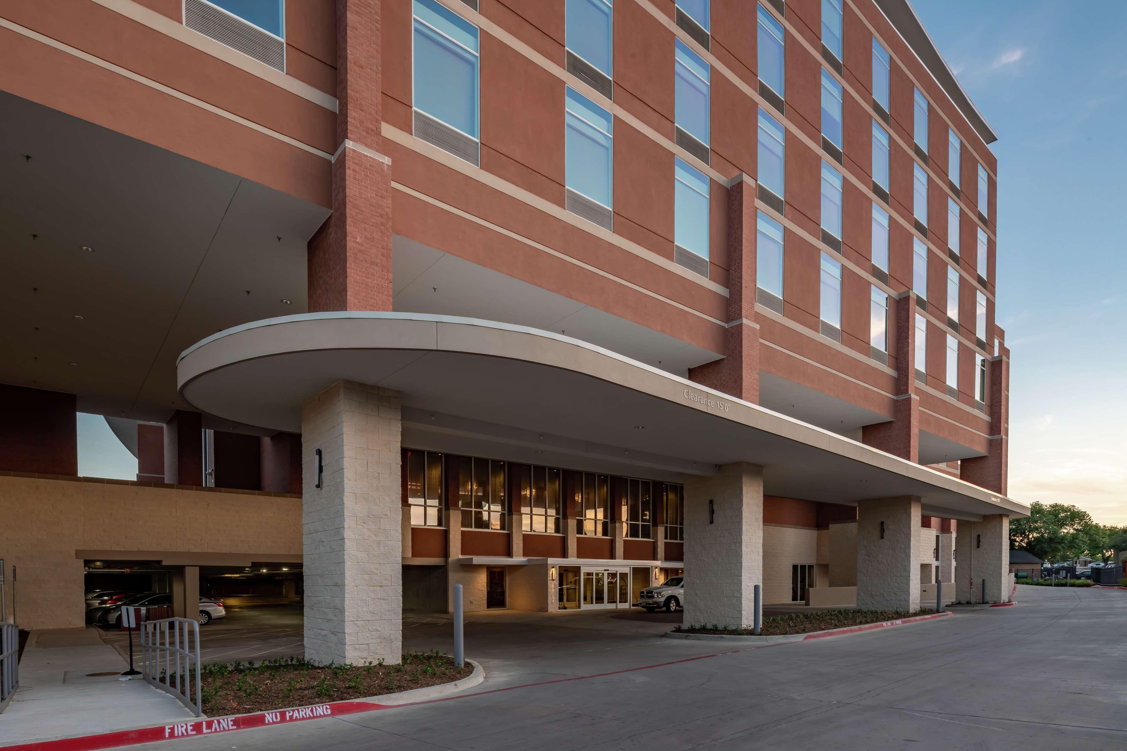 Hilton Garden Inn Dallas At Hurst Conference Center Exterior foto